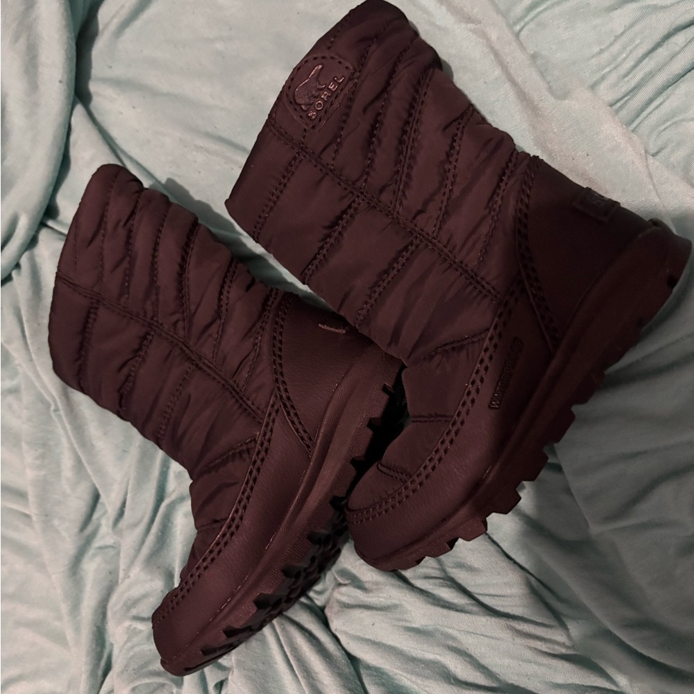 Black Sorel Winter Boots